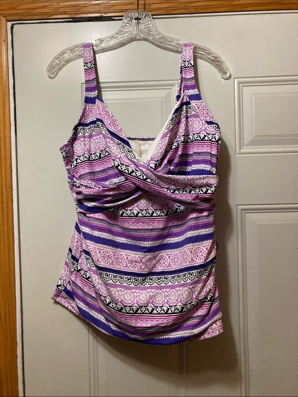 Land’s End Purple Patterned Women's Tankini Swim Top 14